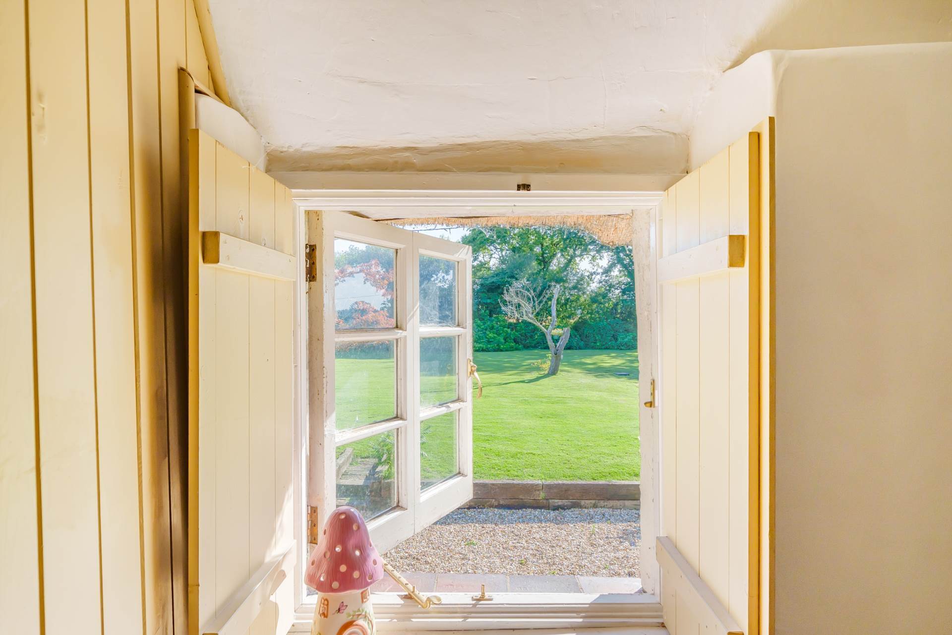 Nr Poole, Dorset Image 8
