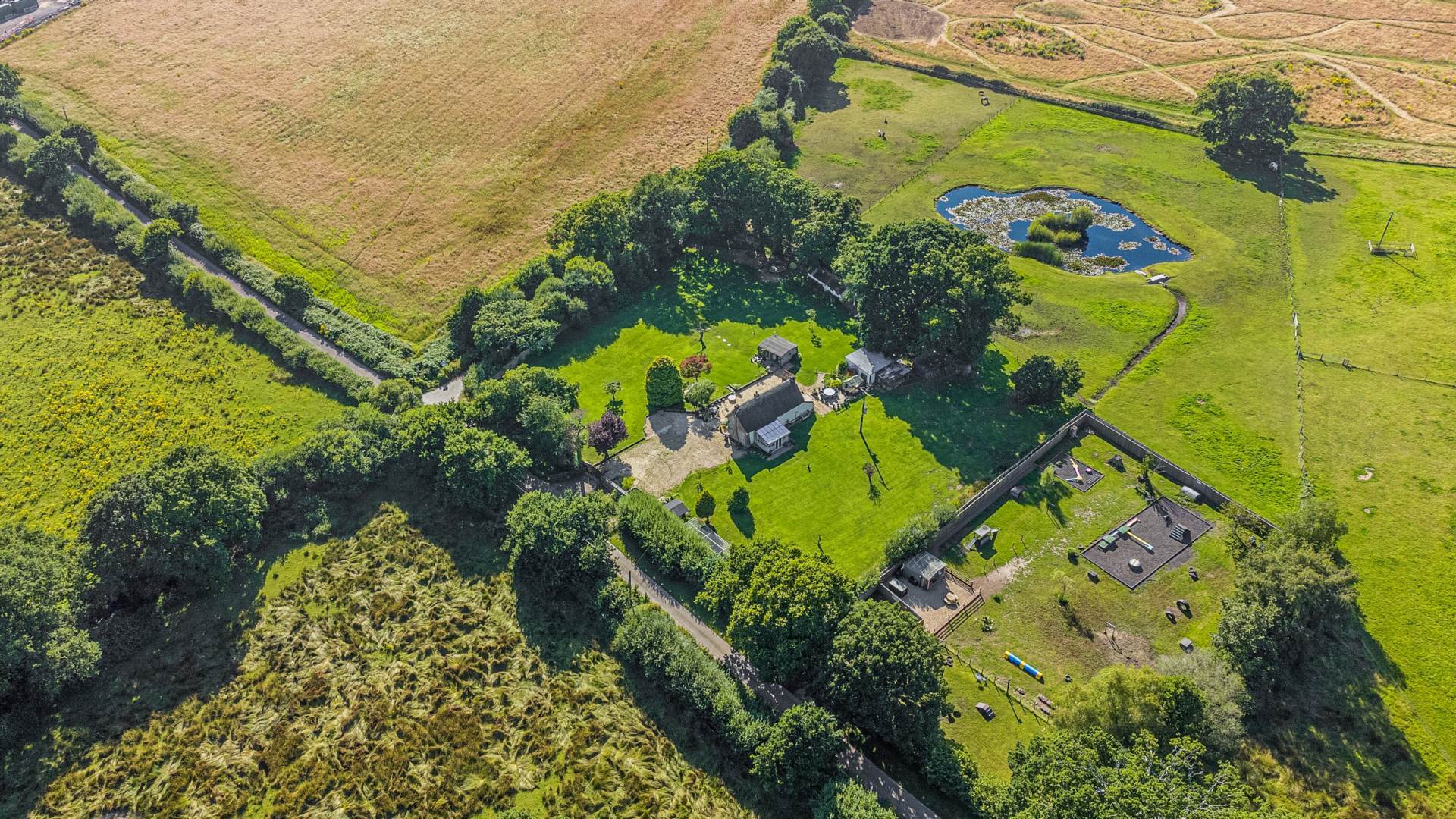 Nr Poole, Dorset Image 17