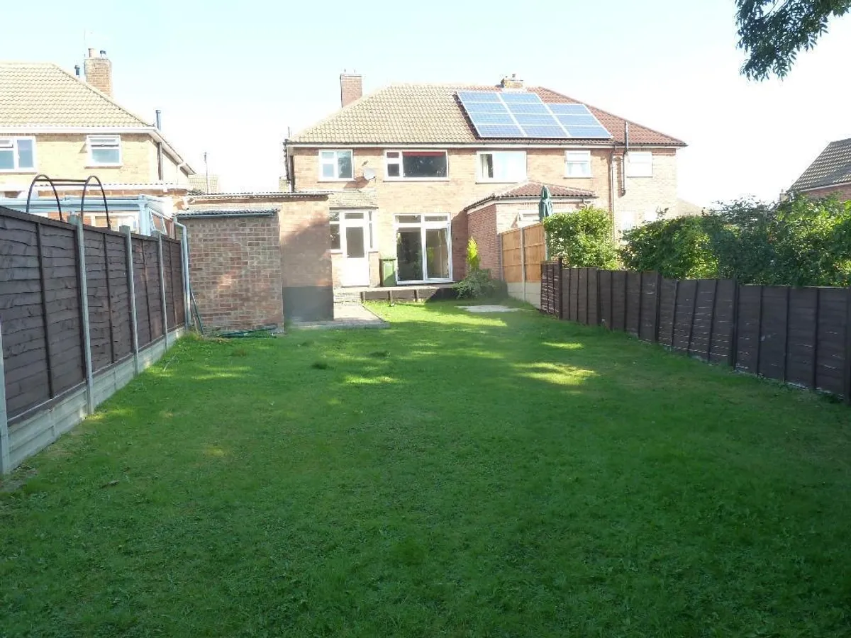 DULVERTON ROAD, MELTON MOWBRAY