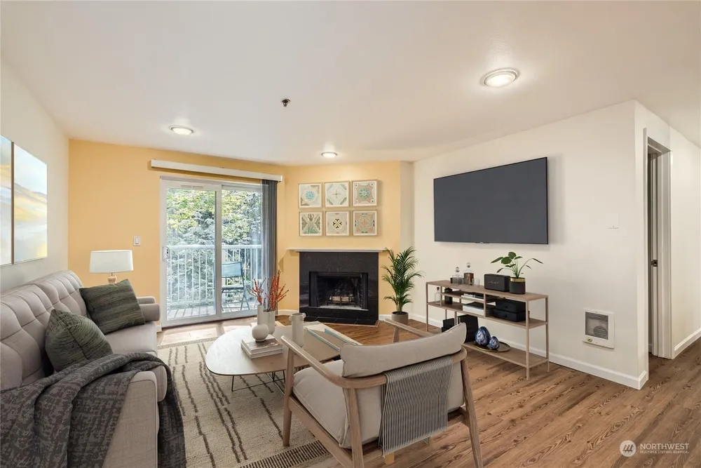 975 Aberdeen Ave NE, Renton, WA 98056