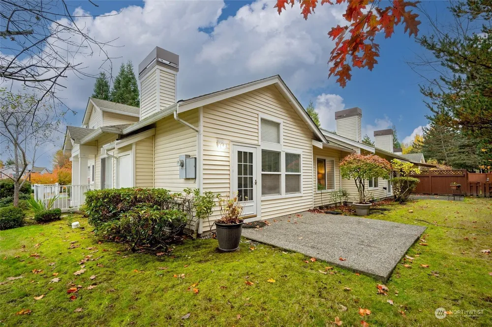 4301 S 220th Pl, Kent, WA 98032