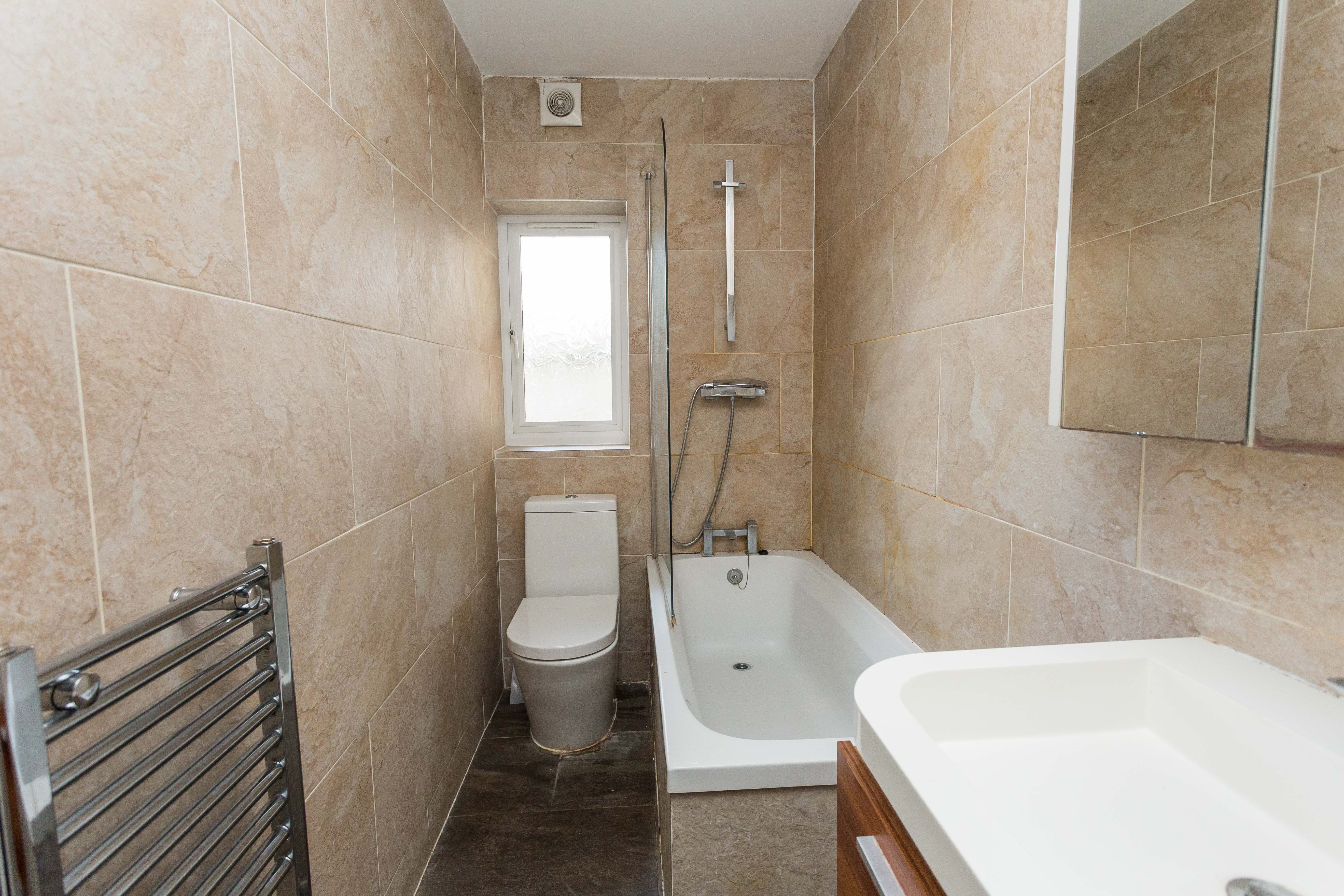 Bush Road, London, Greater London, SE8 Image 6