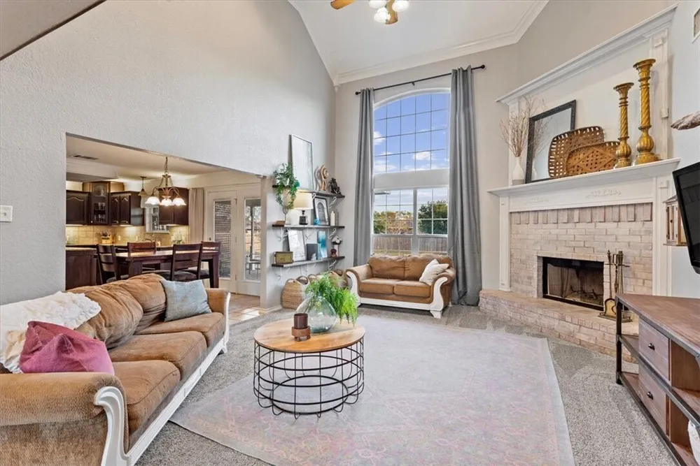 1212 Thistle Park Dr, Robinson, TX 76706
