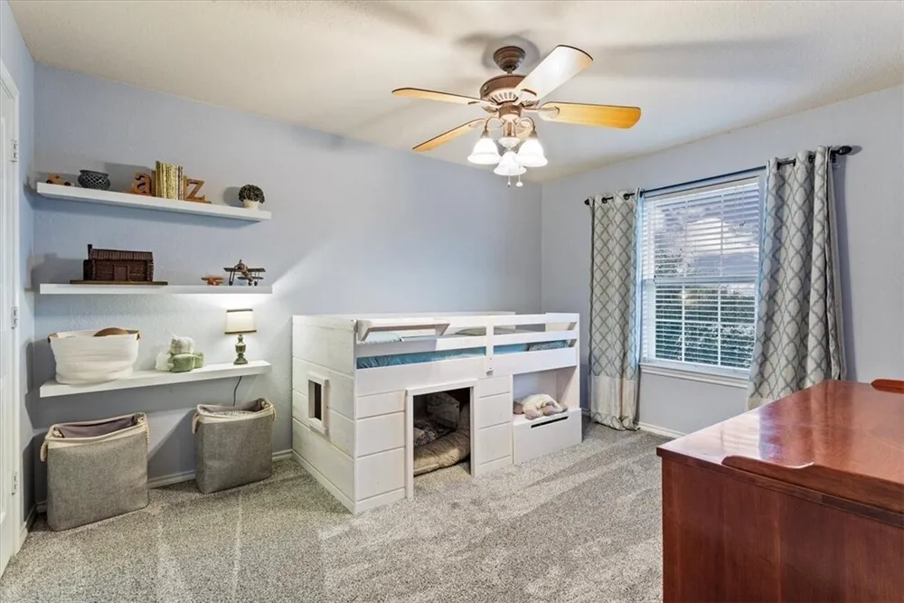 1212 Thistle Park Dr, Robinson, TX 76706