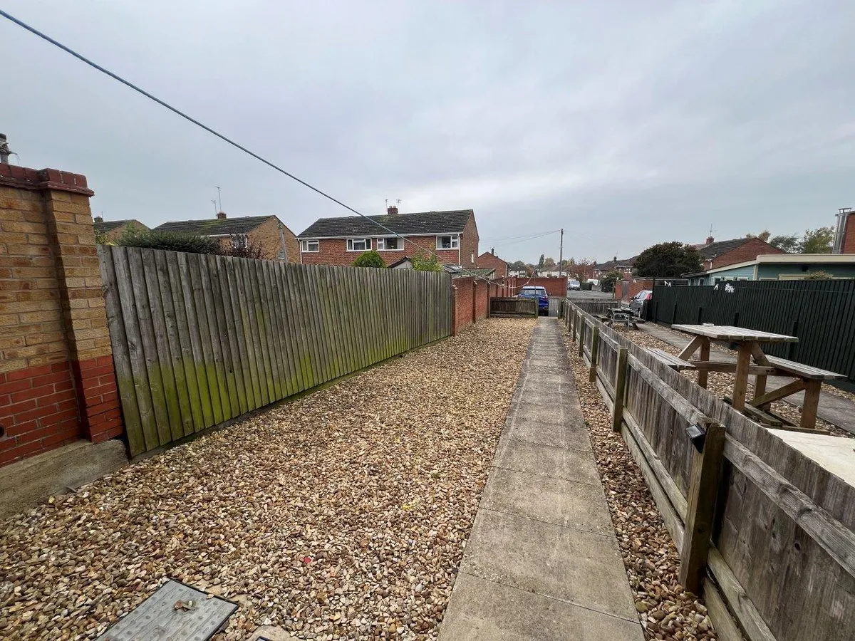 SANDY LANE, MELTON MOWBRAY
