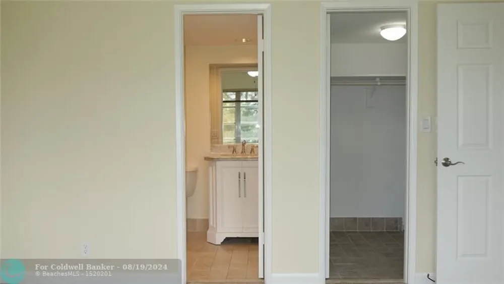 3050 N Palm Aire Dr, Pompano Beach, FL 33069
