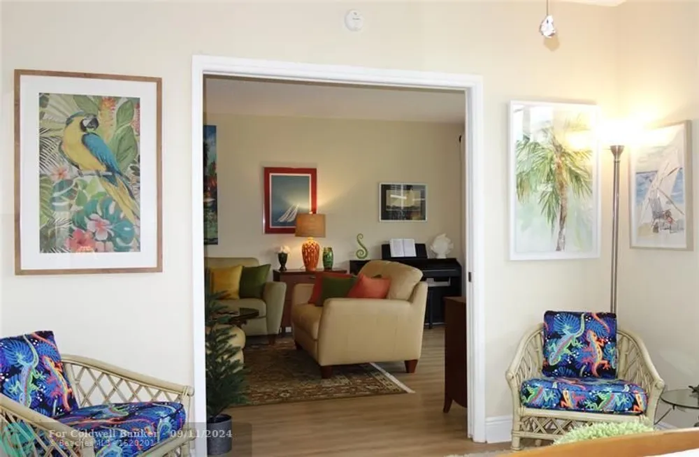 545 Oaks Ln, Pompano Beach, FL 33069