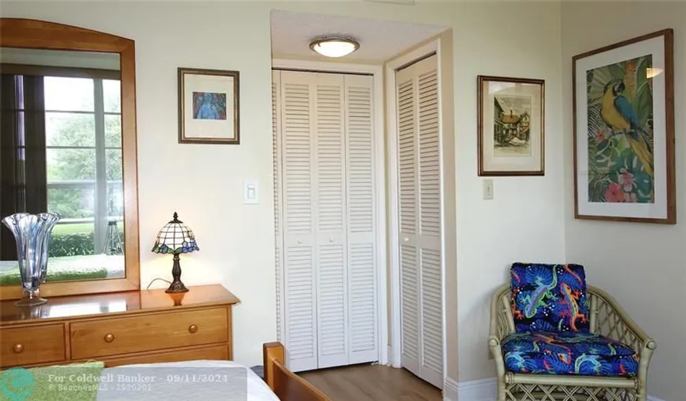 545 Oaks Ln, Pompano Beach, FL 33069