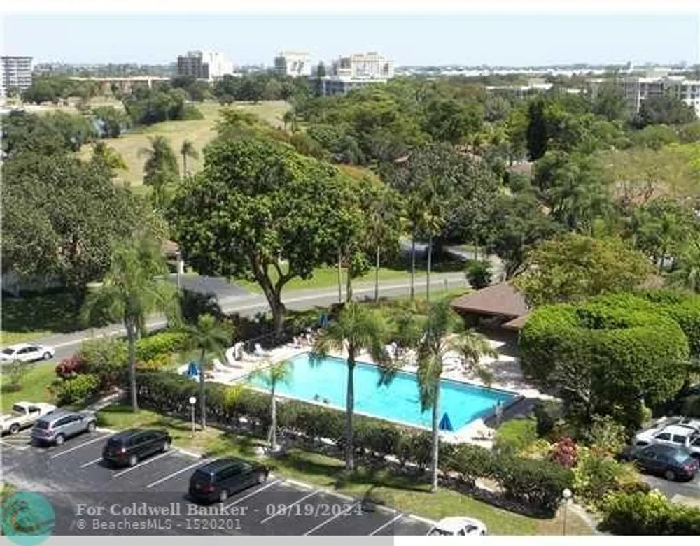 3050 N Palm Aire Dr, Pompano Beach, FL 33069