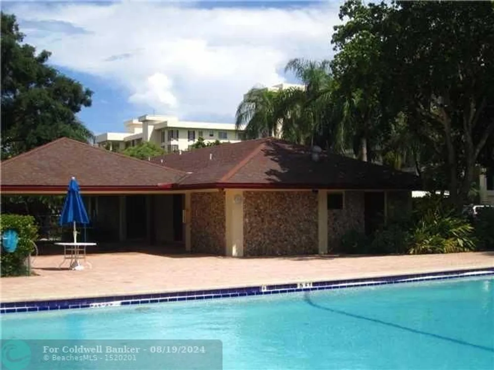 3050 N Palm Aire Dr, Pompano Beach, FL 33069