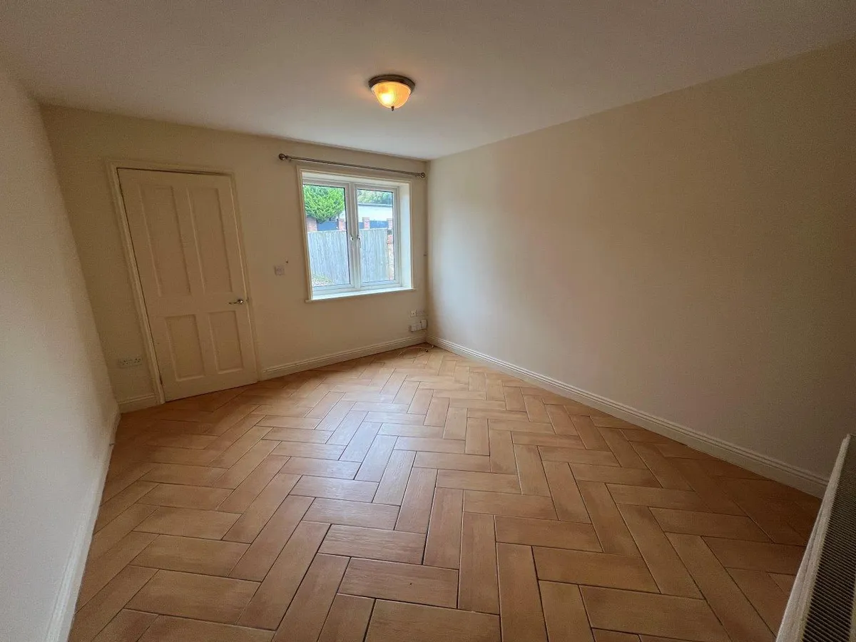 SANDY LANE, MELTON MOWBRAY