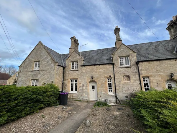 3 NORTH ROAD COTTAGE, LITTLE PONTON