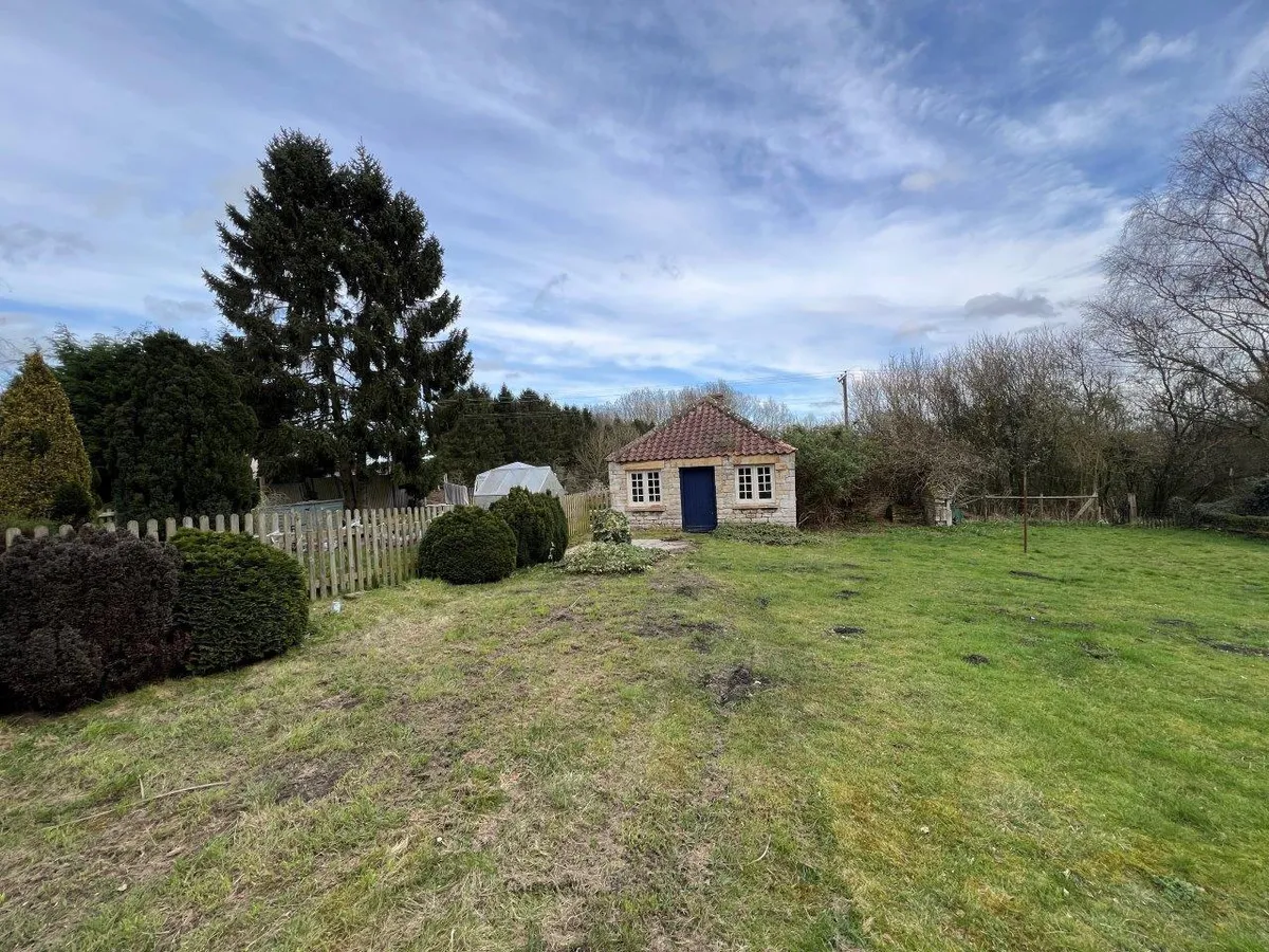 3 NORTH ROAD COTTAGE, LITTLE PONTON