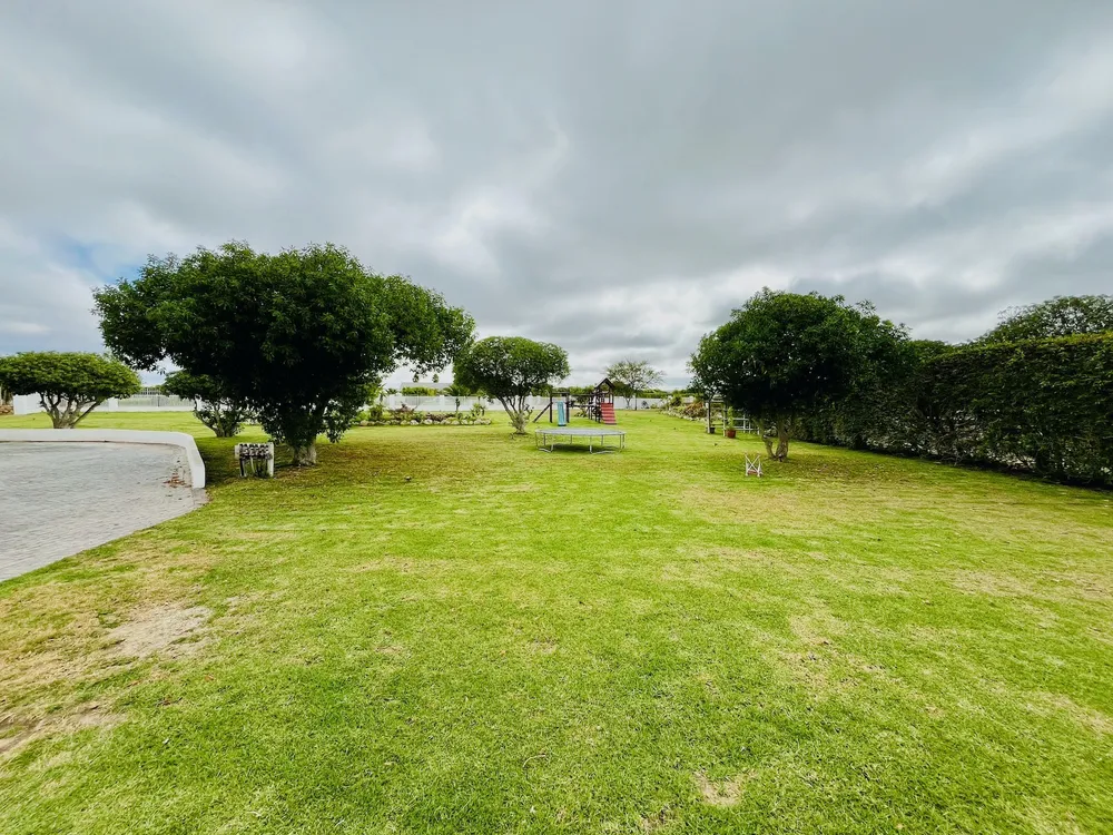 South Africa, Western Cape, Long Acres Country Estate, Ascot Circle, 12