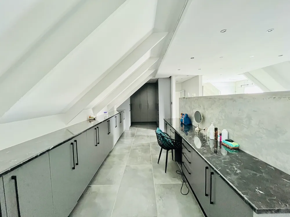 South Africa, Western Cape, Long Acres Country Estate, Ascot Circle, 12