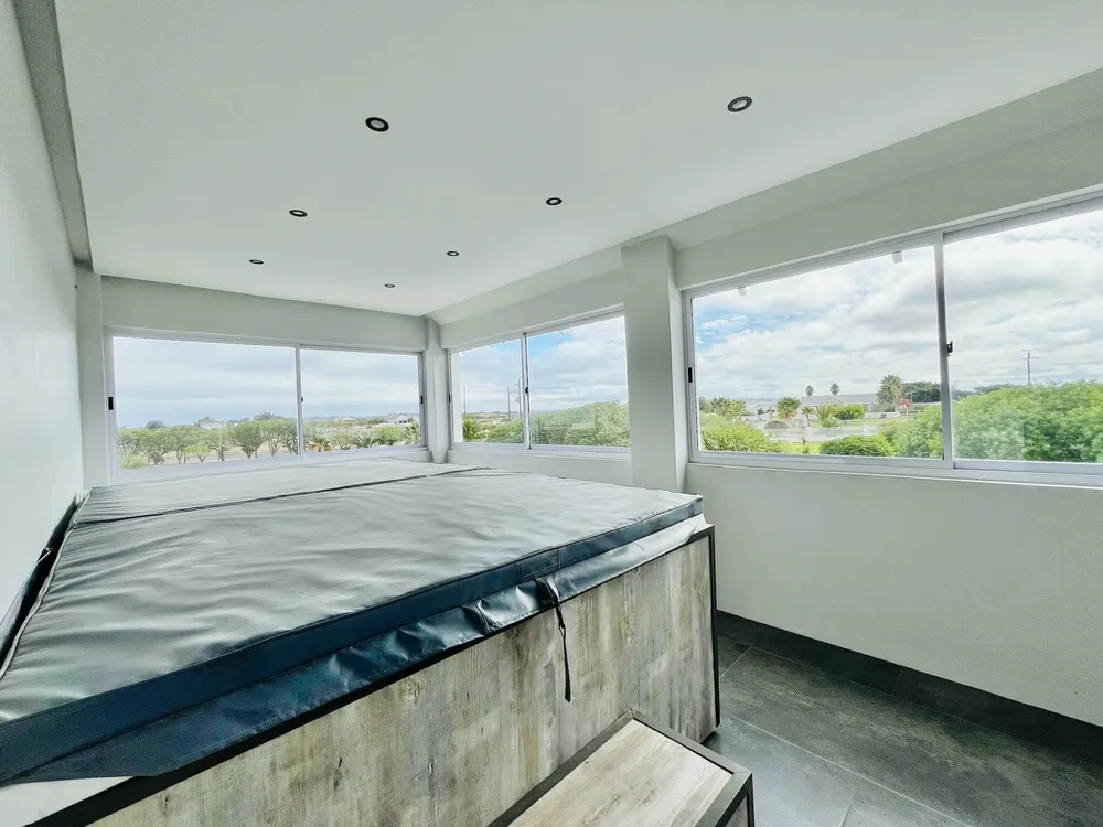 South Africa, Western Cape, Long Acres Country Estate, Ascot Circle, 12