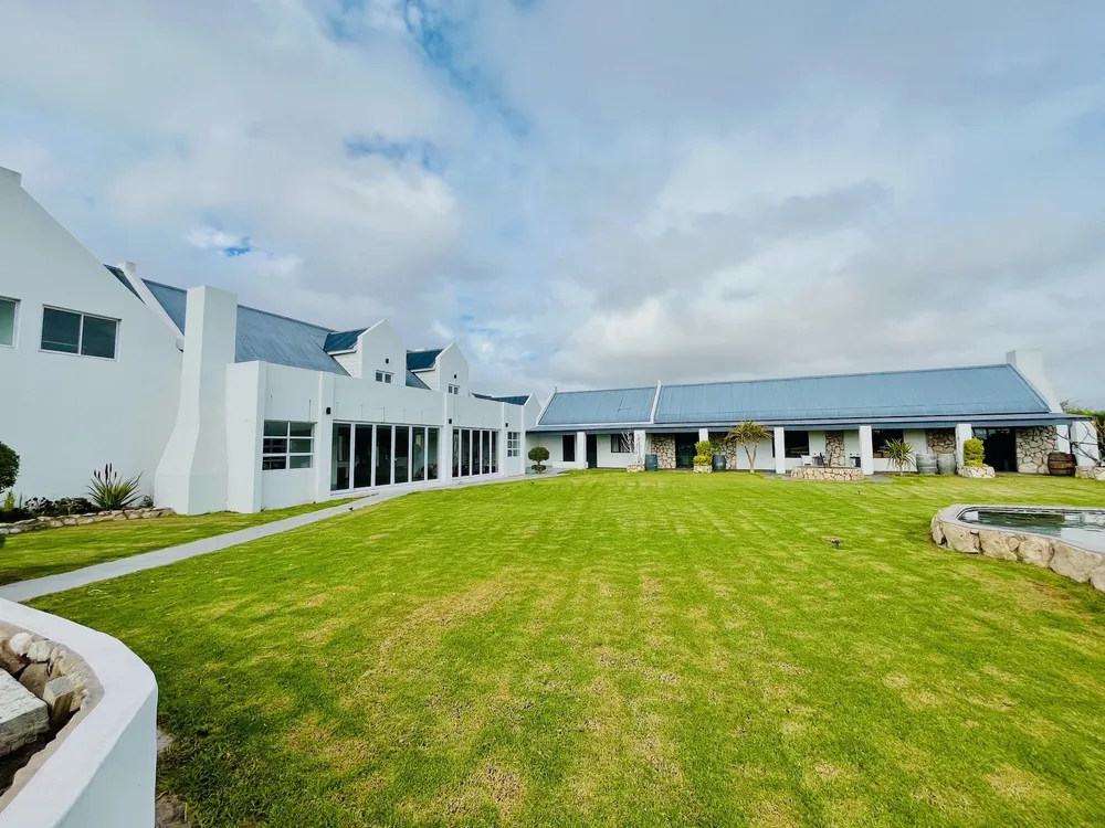 South Africa, Western Cape, Long Acres Country Estate, Ascot Circle, 12