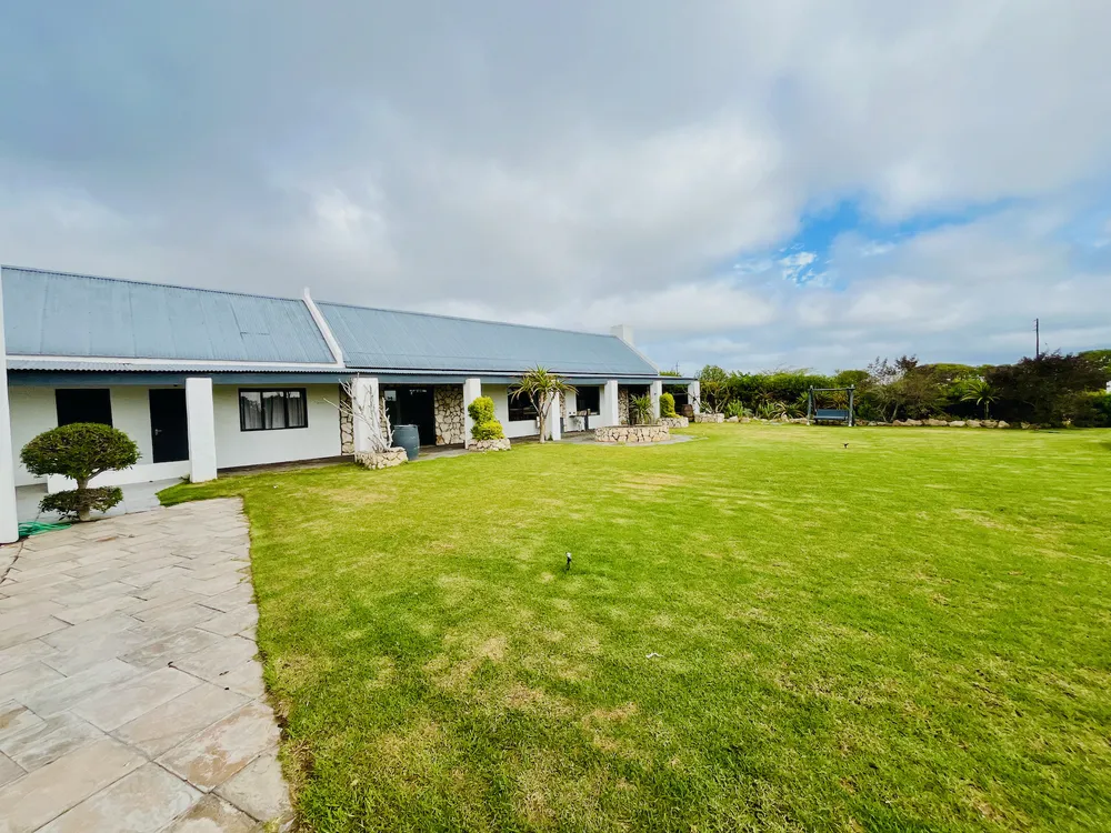 South Africa, Western Cape, Long Acres Country Estate, Ascot Circle, 12