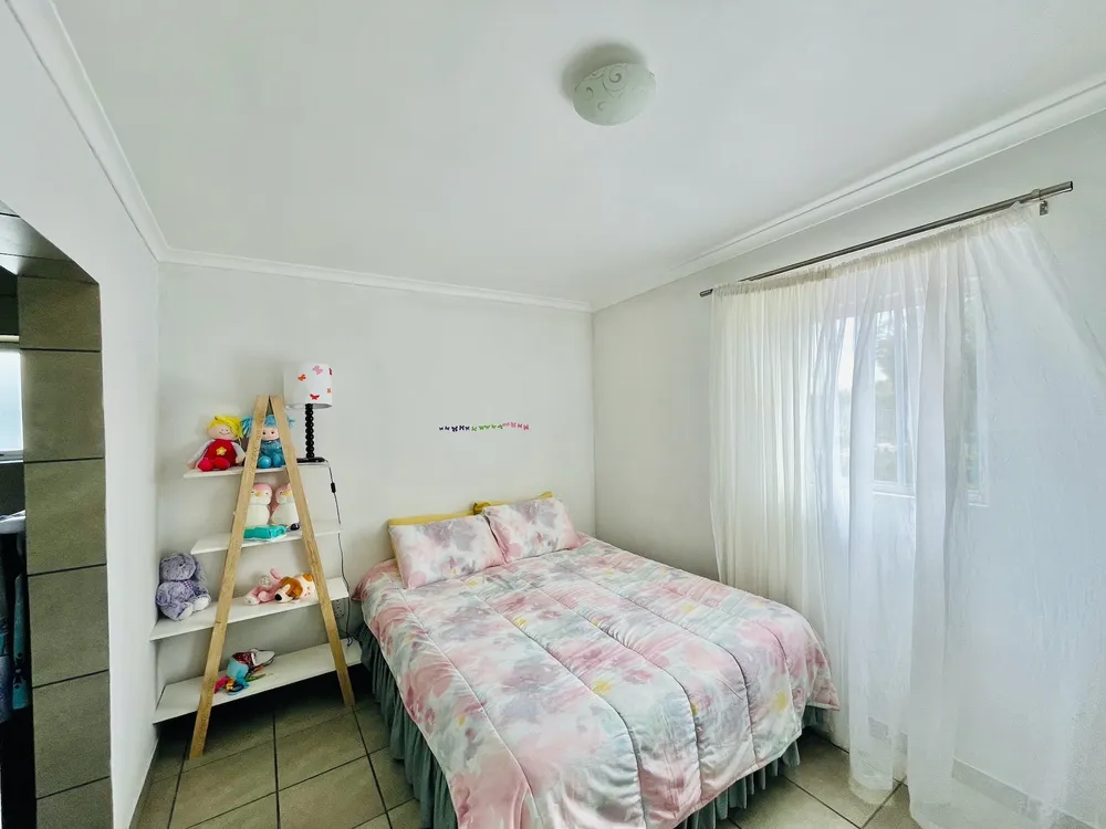 South Africa, Western Cape, Long Acres Country Estate, Ascot Circle, 12
