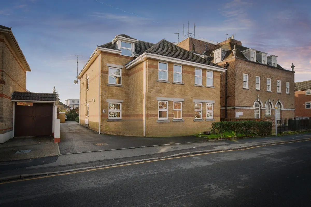 Wycliffe Road, Bournemouth