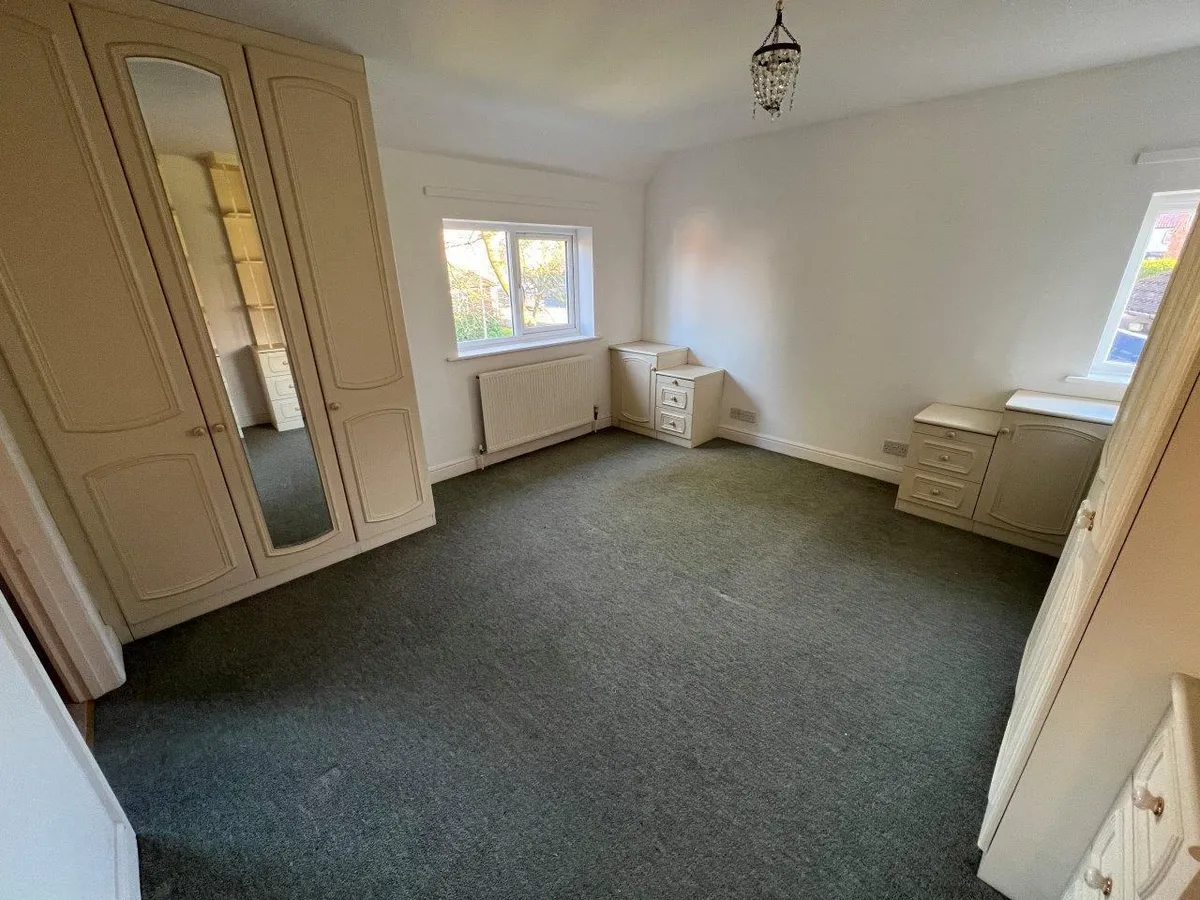 ROSE COTTAGE, THE PADDOCKS, WALTHAM ON THE WOLDS