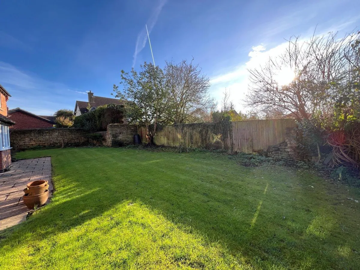 ROSE COTTAGE, THE PADDOCKS, WALTHAM ON THE WOLDS