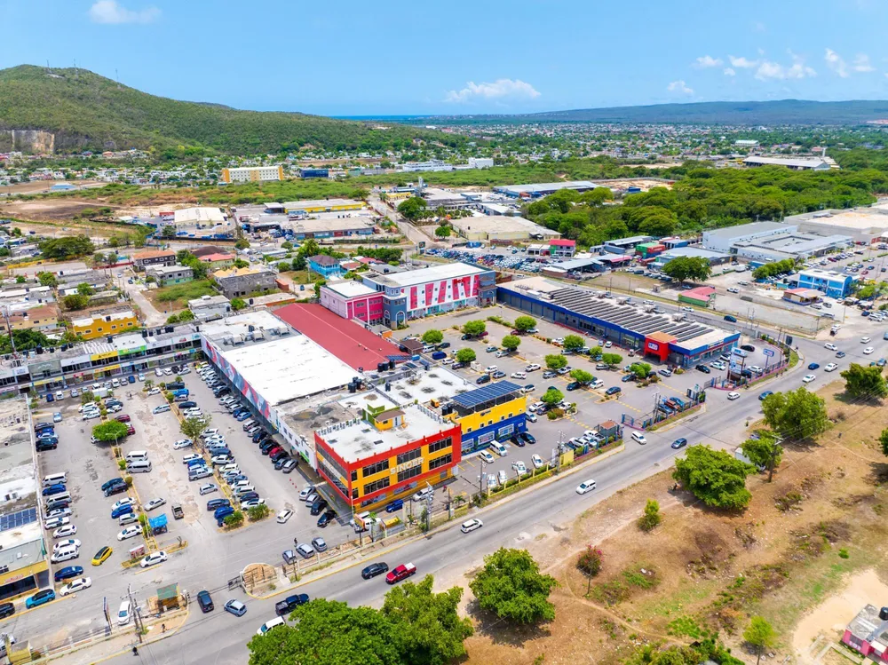 PORTMORE PINES PLAZA BREA St. Catherine