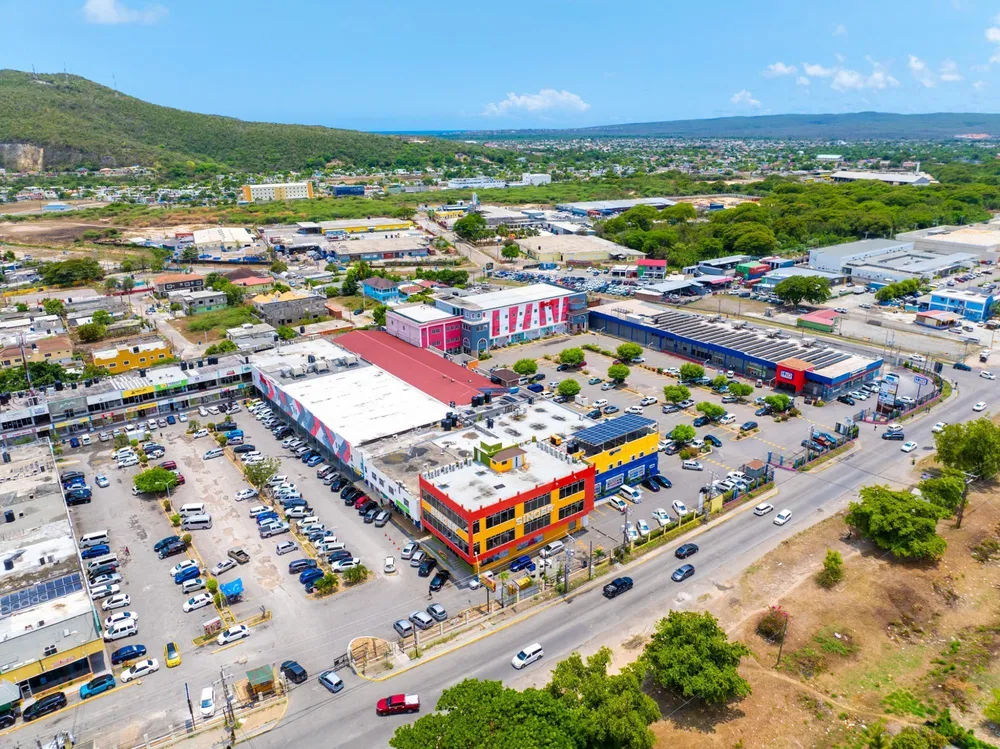 PORTMORE PINES PLAZA BREA St. Catherine