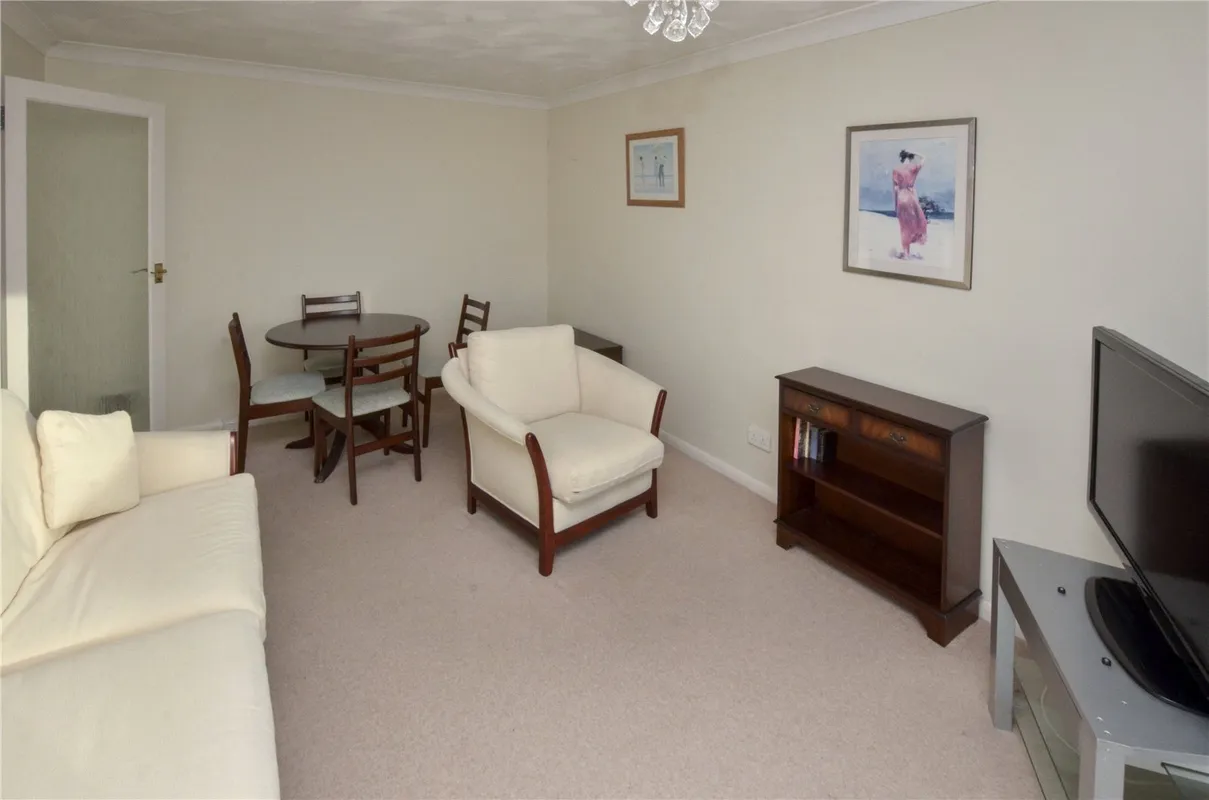 Farm Road, West Moors, Ferndown, Dorset, BH22