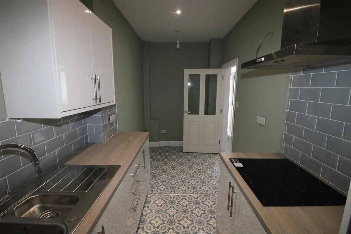 26B LAURIEKNOWE VILLA, ASFORDBY ROAD, MELTON MOWBRAY