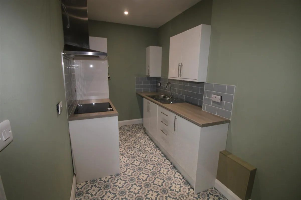 26B LAURIEKNOWE VILLA, ASFORDBY ROAD, MELTON MOWBRAY