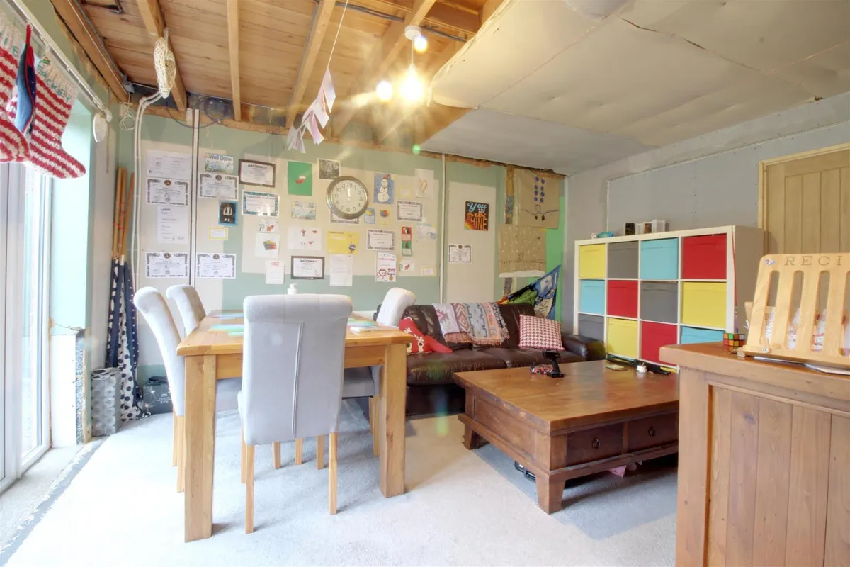 Huntsmans Close, Dagnall, Berkhamsted