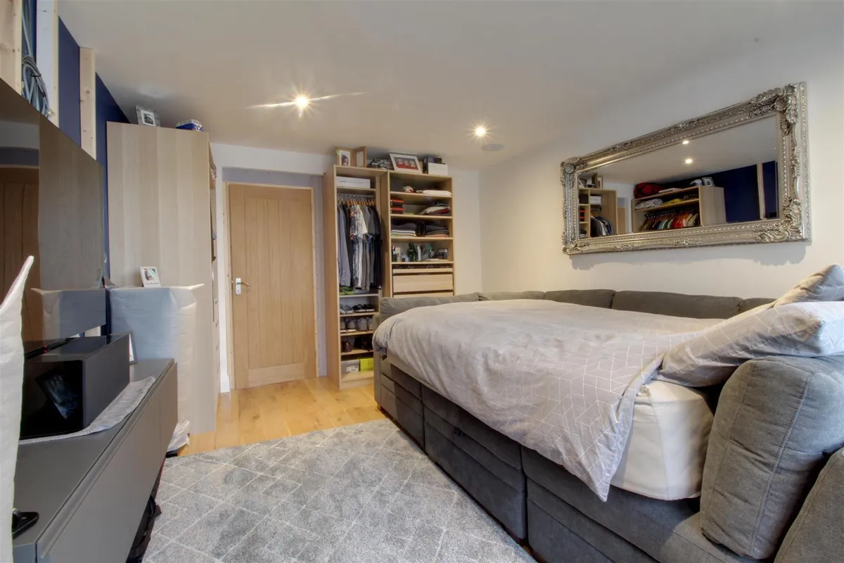 Huntsmans Close, Dagnall, Berkhamsted