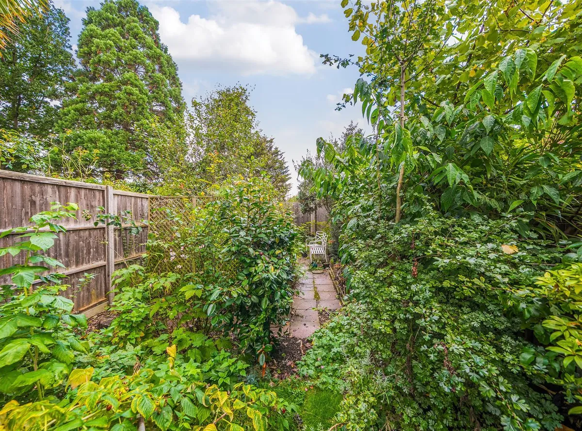 Olive Road, London, NW2