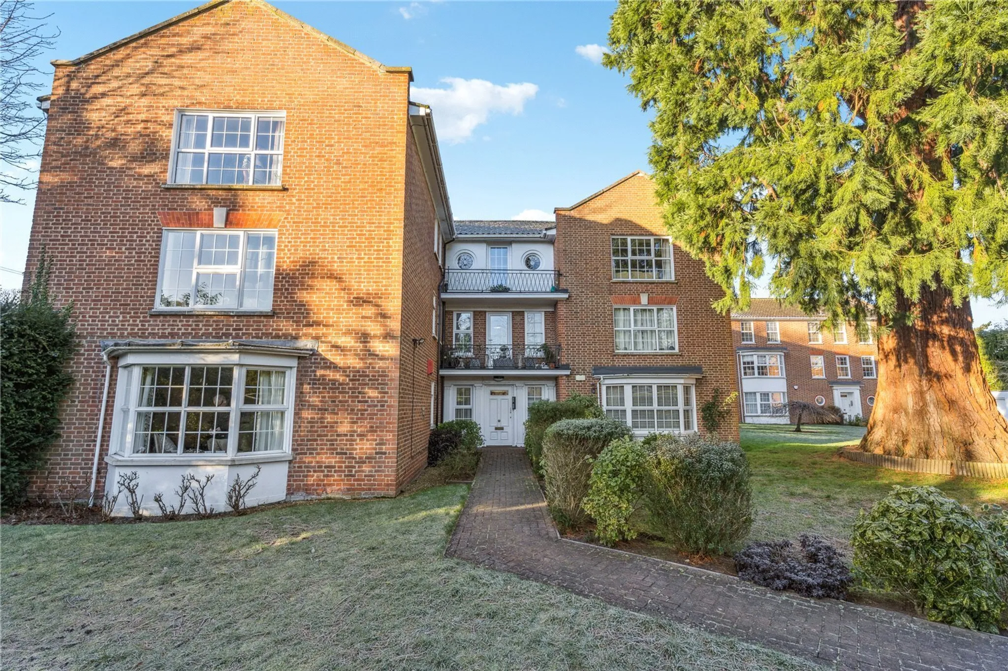 Phyllis Court Drive, Henley-On-Thames, Oxfordshire, RG9