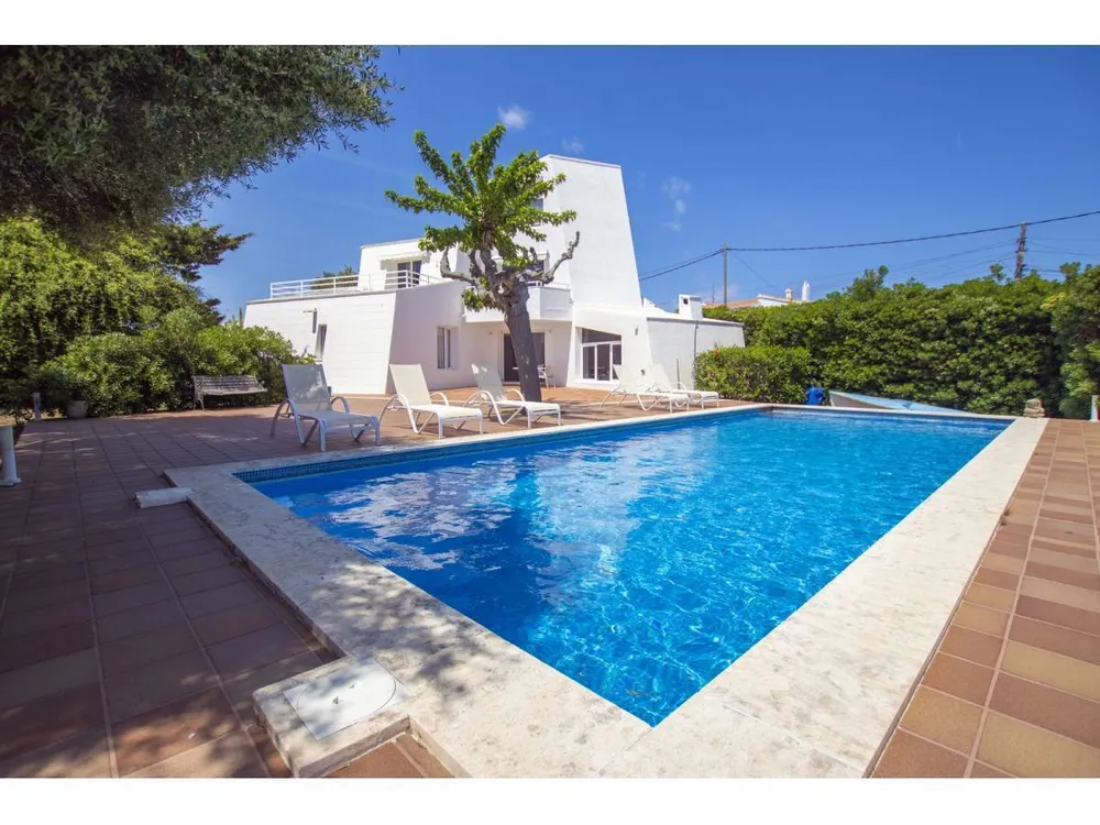 18, Es Castell