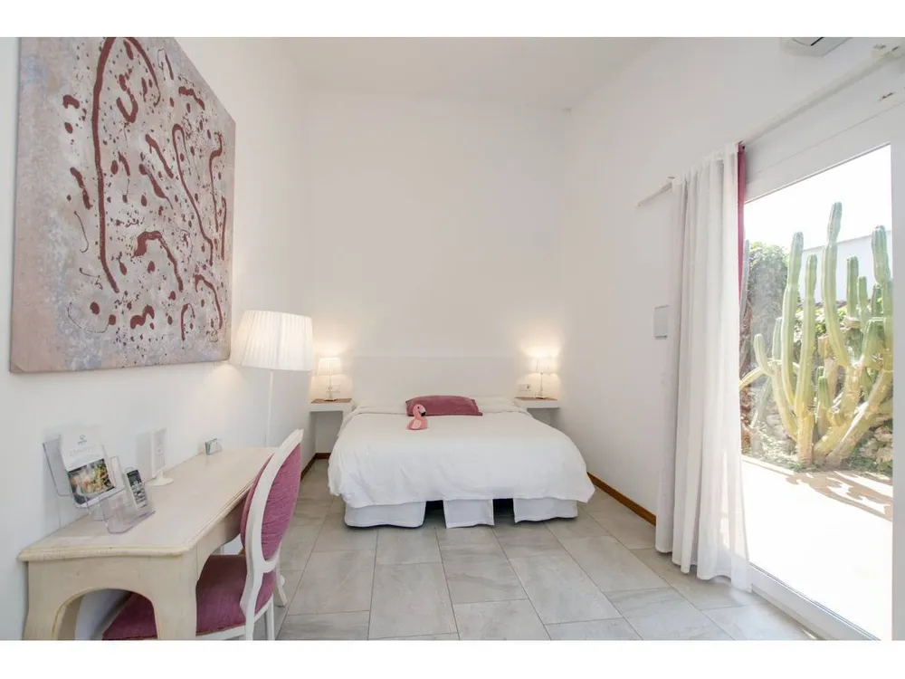 18, Es Castell