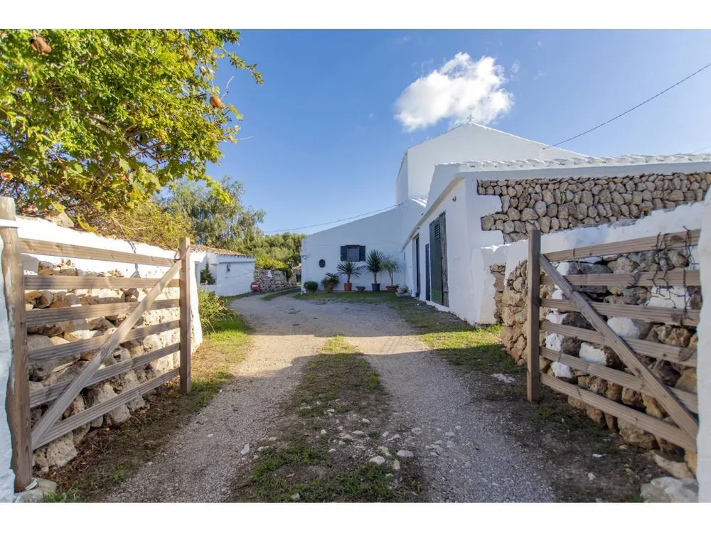 47, Sant Lluis