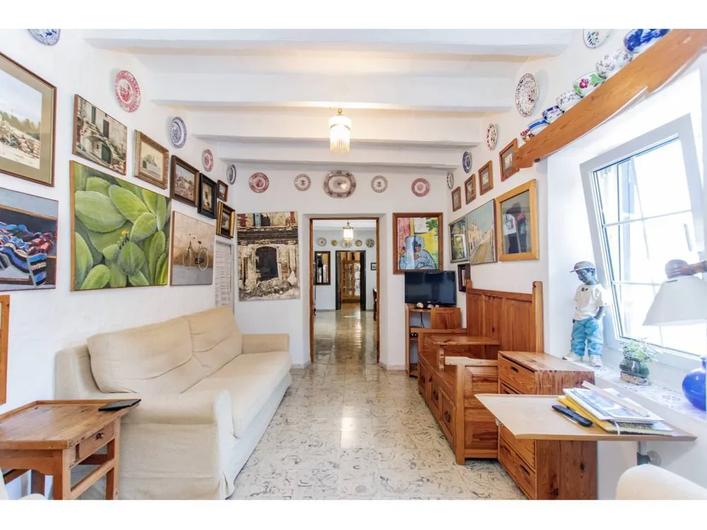 47, Sant Lluis
