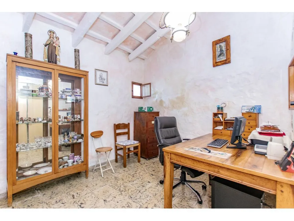 47, Sant Lluis