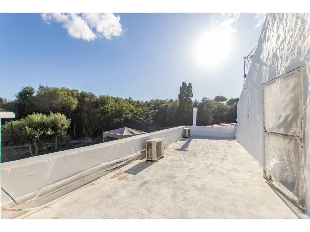 47, Sant Lluis