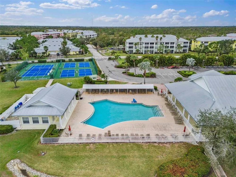 2121 Heron Lake Dr, Punta Gorda, FL 33983