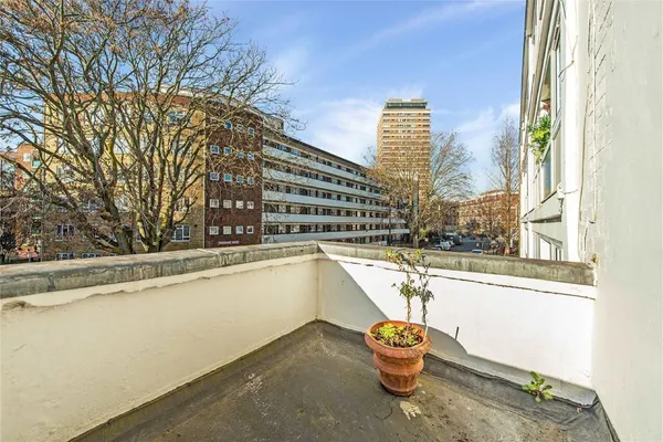 Cumberland Street, London, SW1V photo 6