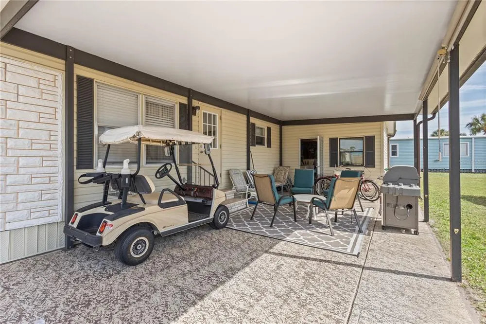 2100 Kings Hwy, Port Charlotte, FL 33980