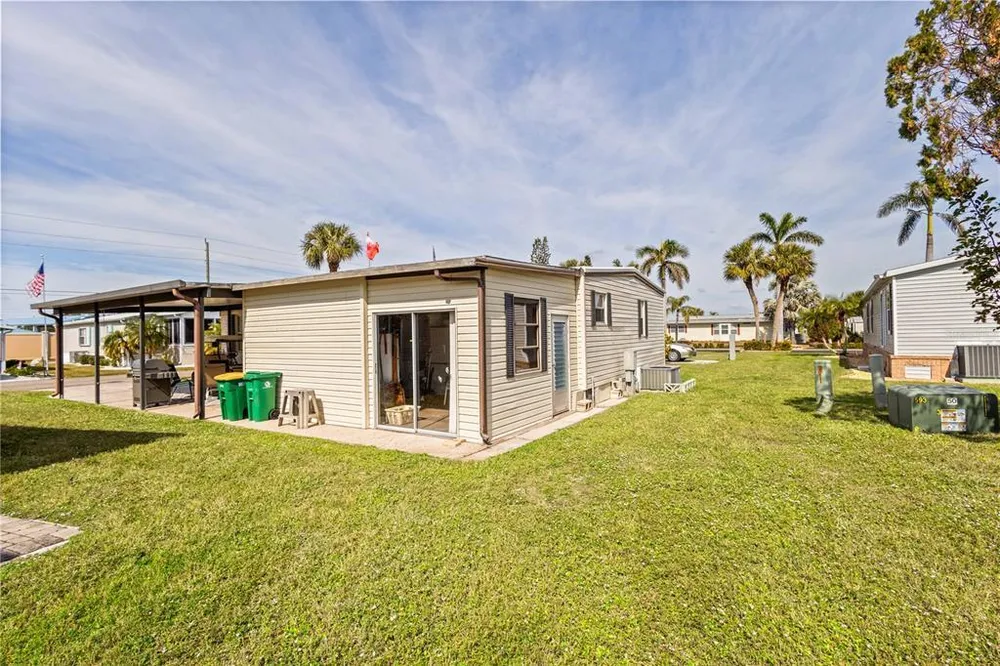 2100 Kings Hwy, Port Charlotte, FL 33980
