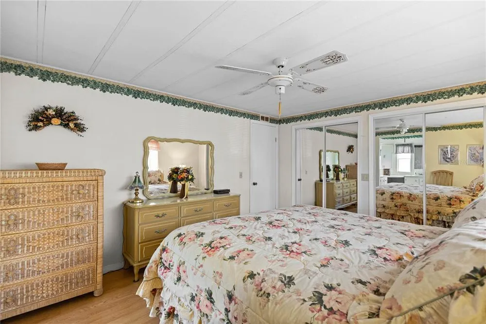 2100 Kings Hwy, Port Charlotte, FL 33980