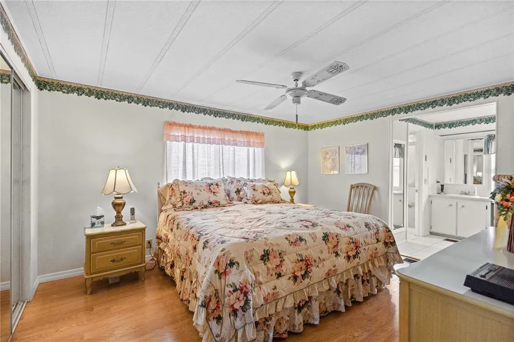 2100 Kings Hwy, Port Charlotte, FL 33980
