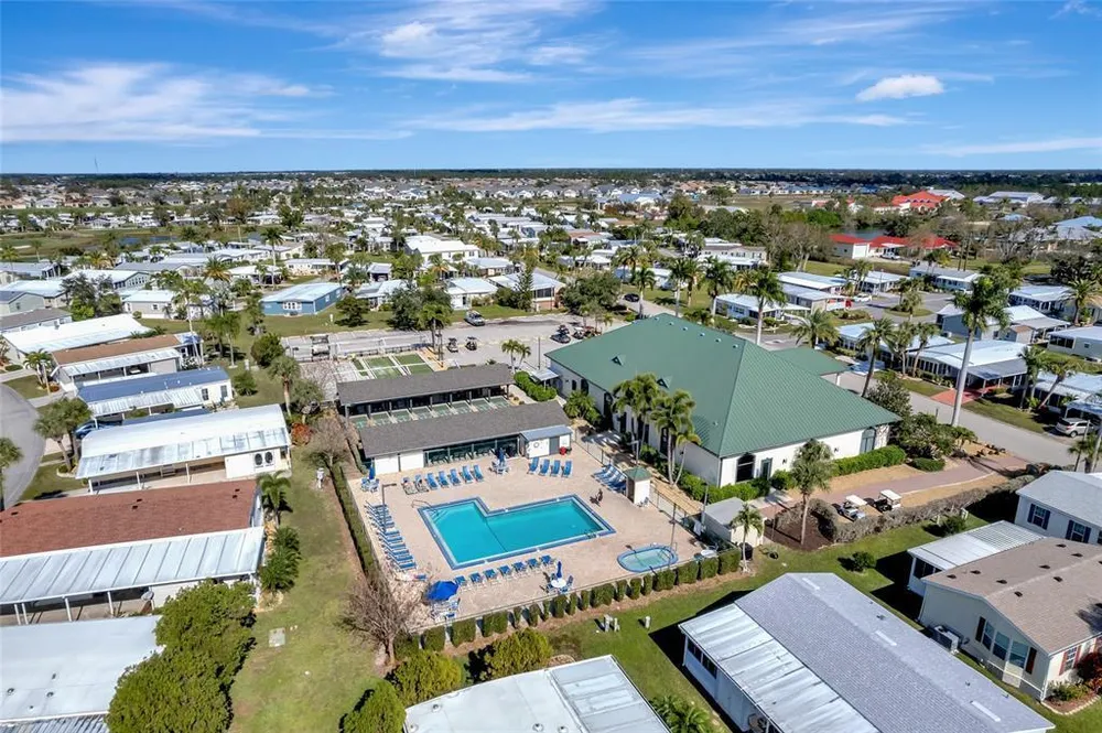 2100 Kings Hwy, Port Charlotte, FL 33980