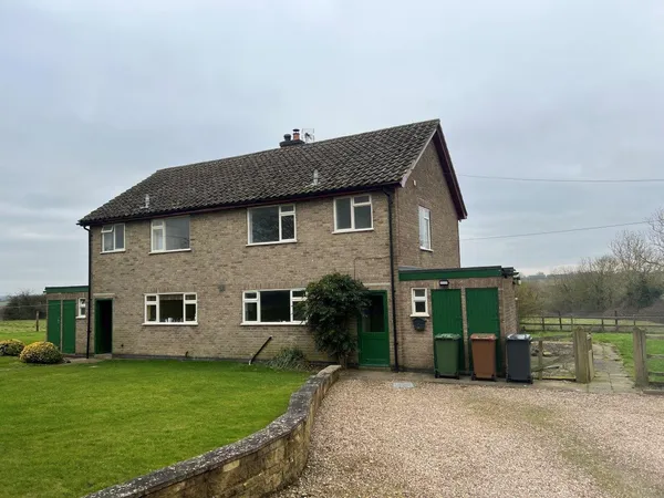 STONESBY ROAD, SALTBY