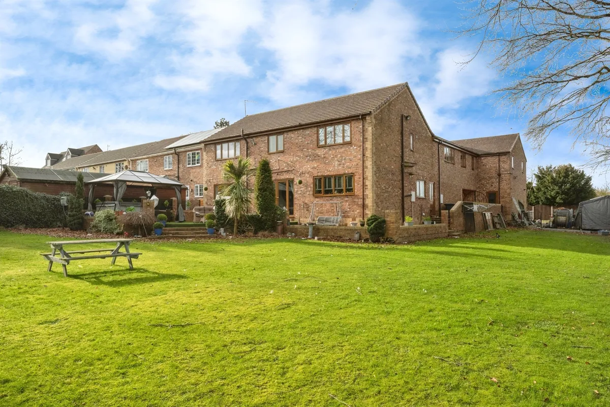 The Orchard, Thurnscoe, ROTHERHAM